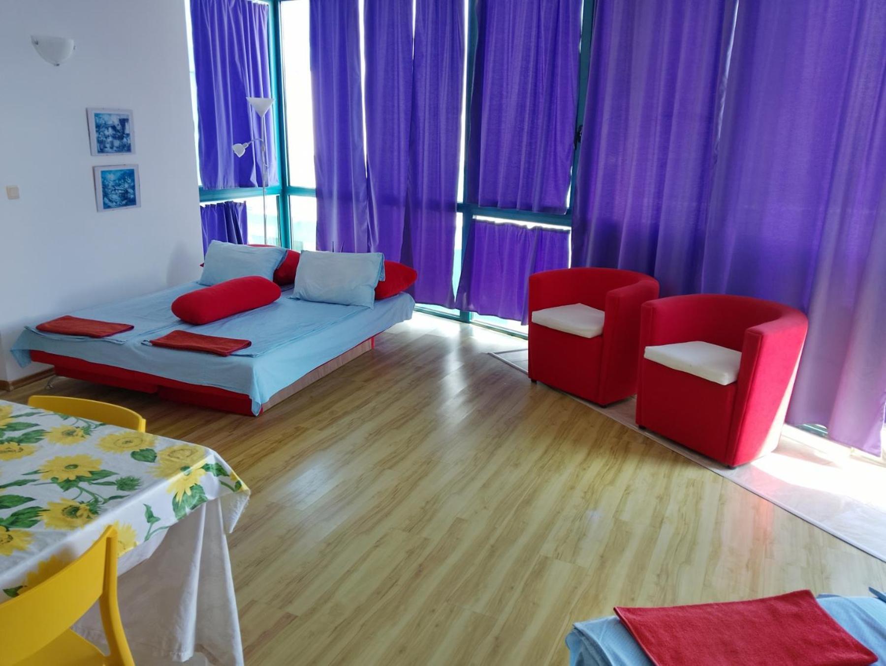 Apartment 405 Ul Rakovina,entrance E, 4 Floor *